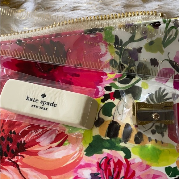 Kate spade floral pencil pouch - Picture 2 of 5